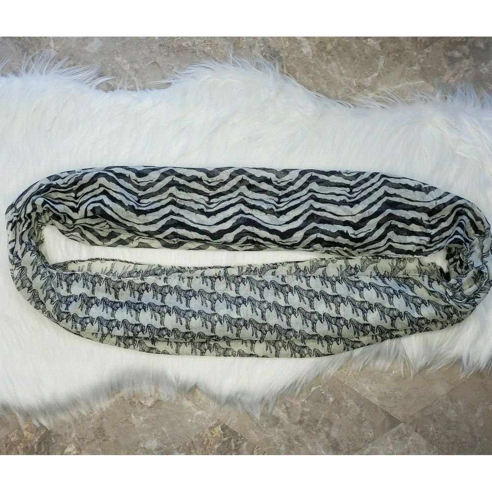 SAX Infinity Scarf Zebra Print & Zebra's